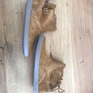 NEW KOOLABURRA by UGGs Women 9